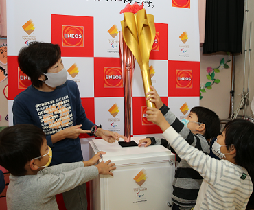 2020☆１　メモリアル　聖火トーチフォトスポットリレーキャラバン